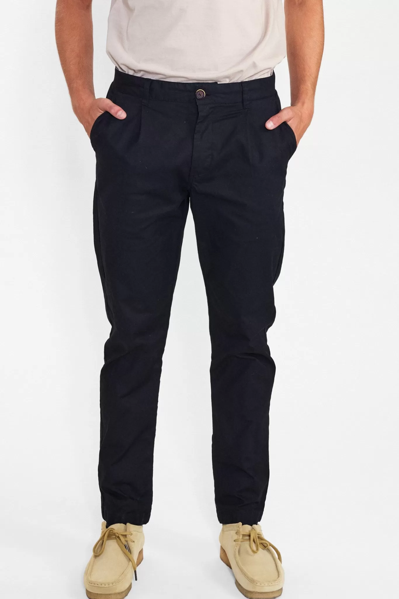 Anerkjendt Pants<Akjames Cotton Pleat Pant - Caviar