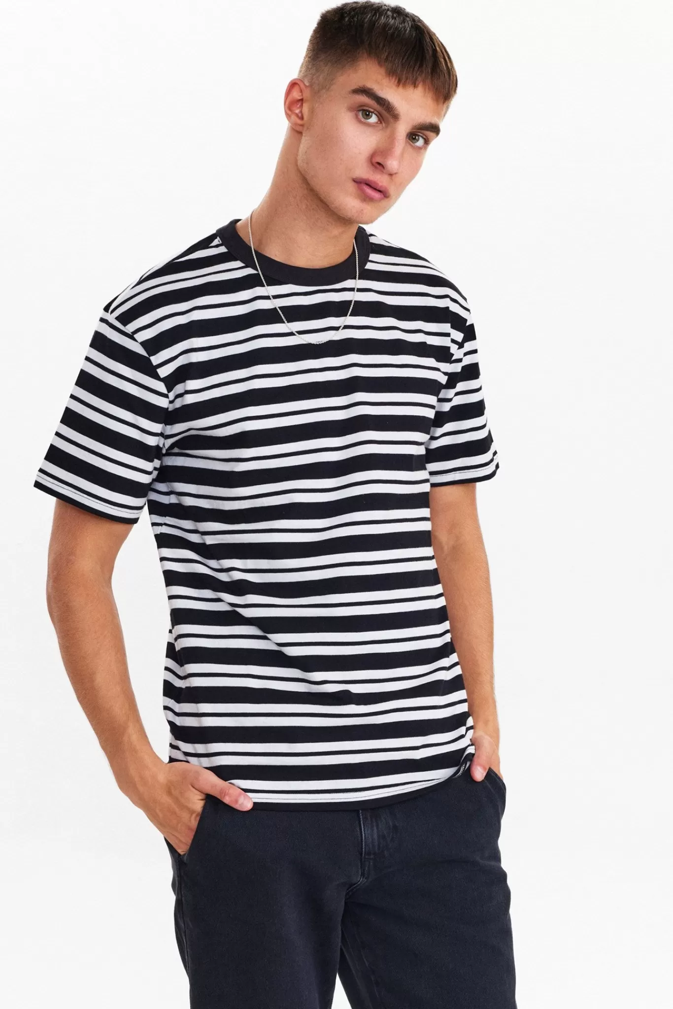 Anerkjendt Tees<Akkikki Noos Stripe Tee - Caviar