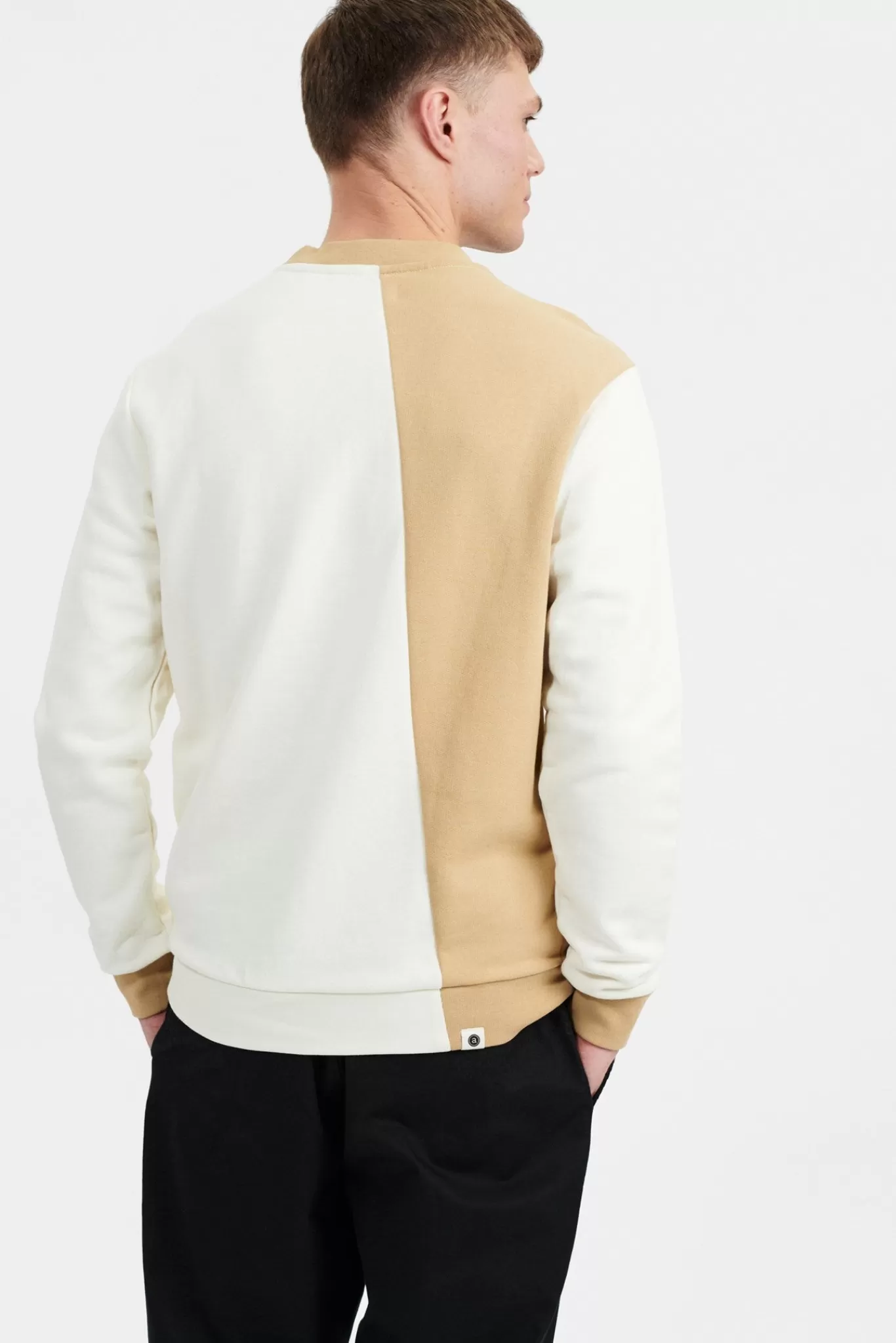 Anerkjendt Sweatshirts<Akklaus Colorblock Sweat - Tofu