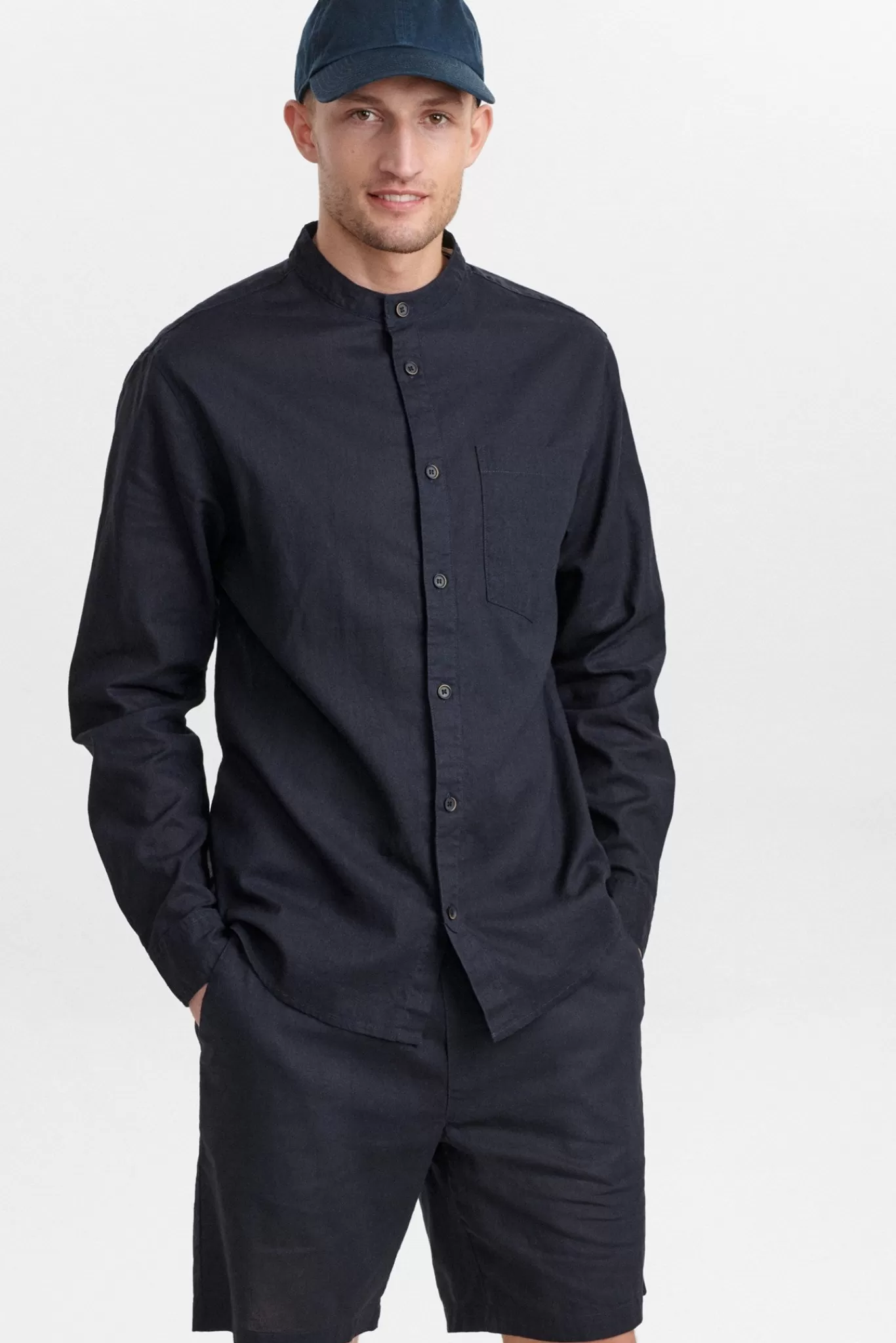 Anerkjendt Shirts<Aklukas Linen Shirt - Dark Navy