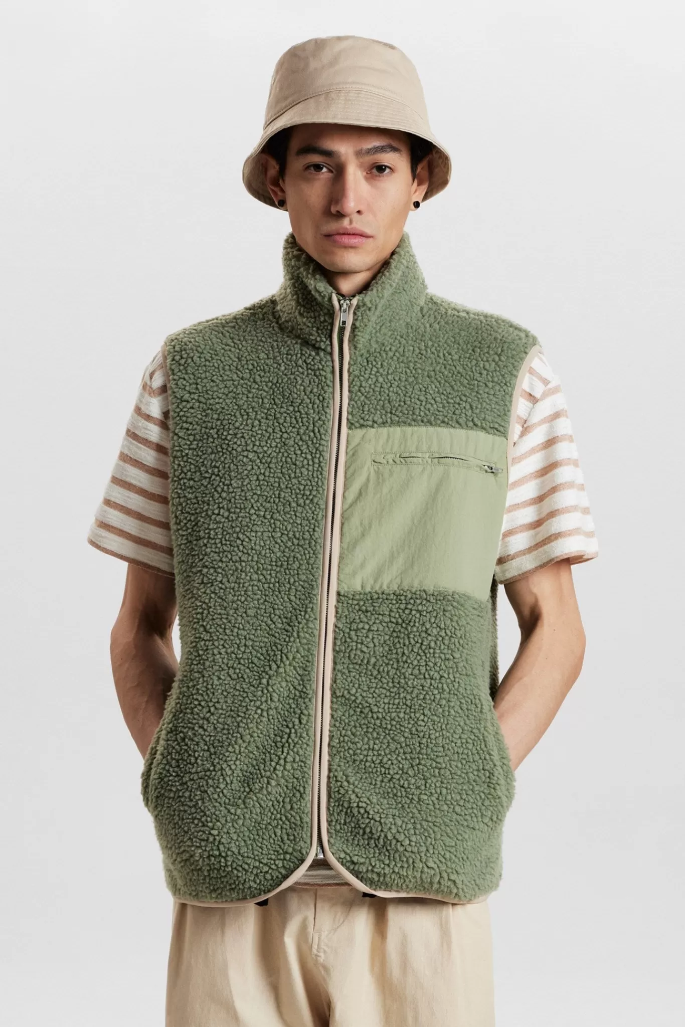 Anerkjendt Sweatshirts<Akrasmus Fleece Vest - Olivine