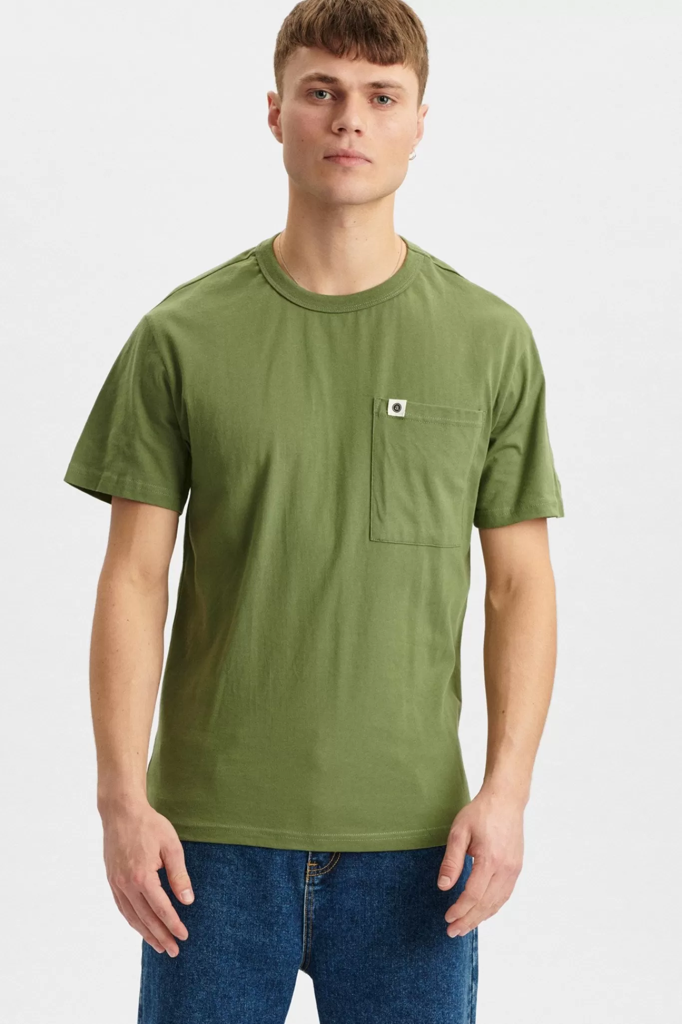 Anerkjendt Tees<Akrune Noos Pocket Tee - Olivine