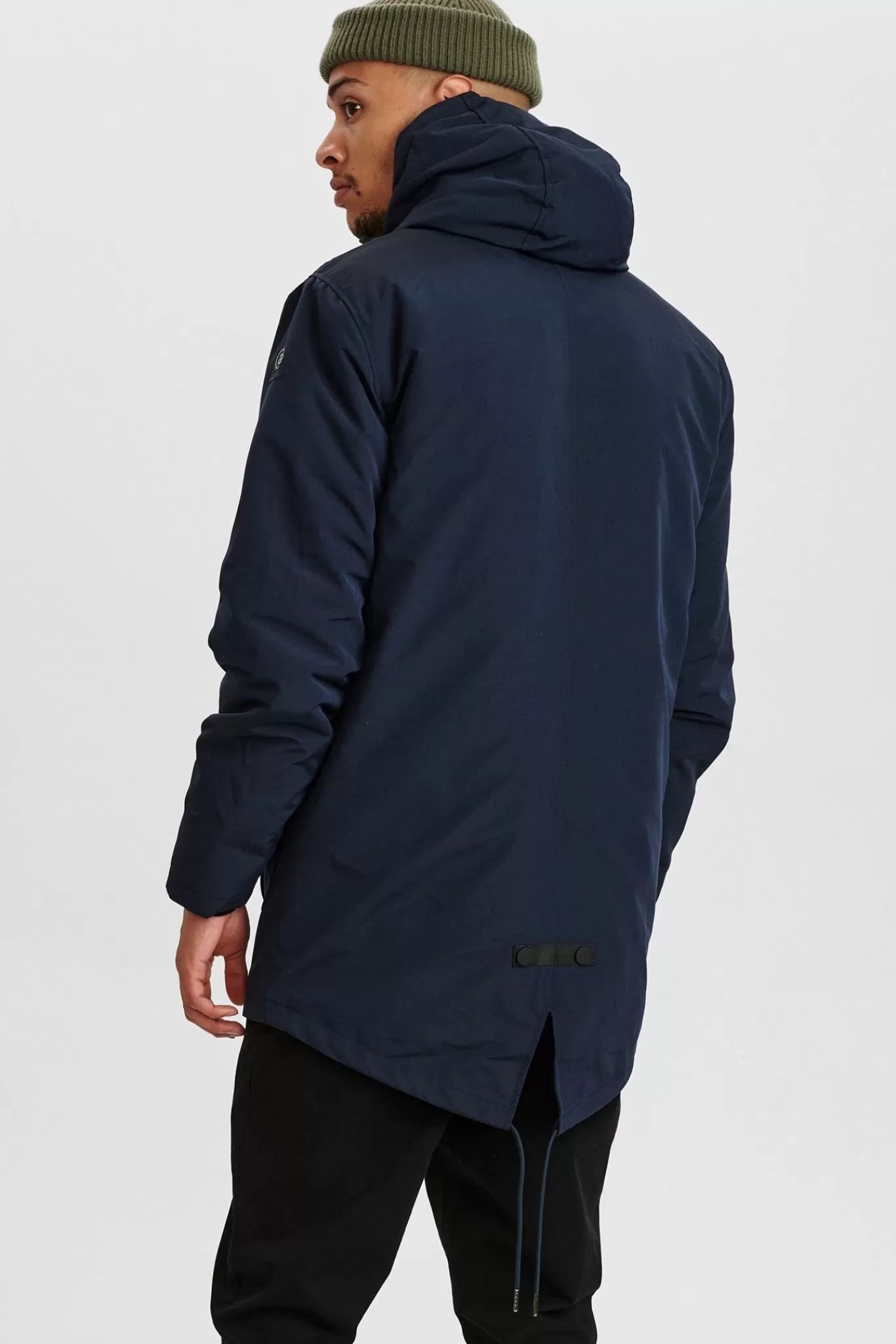 Anerkjendt Jackets & Coats<Akstorm Long Nylon Jacket - Dark Sapphire